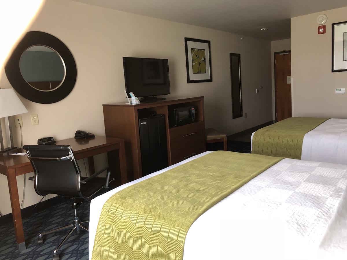 Countryview Inn & Suites Robinson Eksteriør bilde