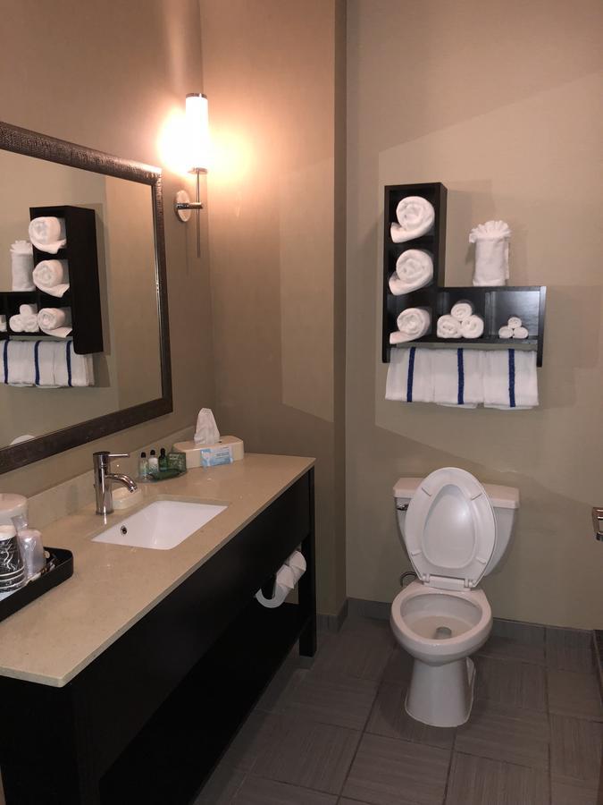 Countryview Inn & Suites Robinson Eksteriør bilde