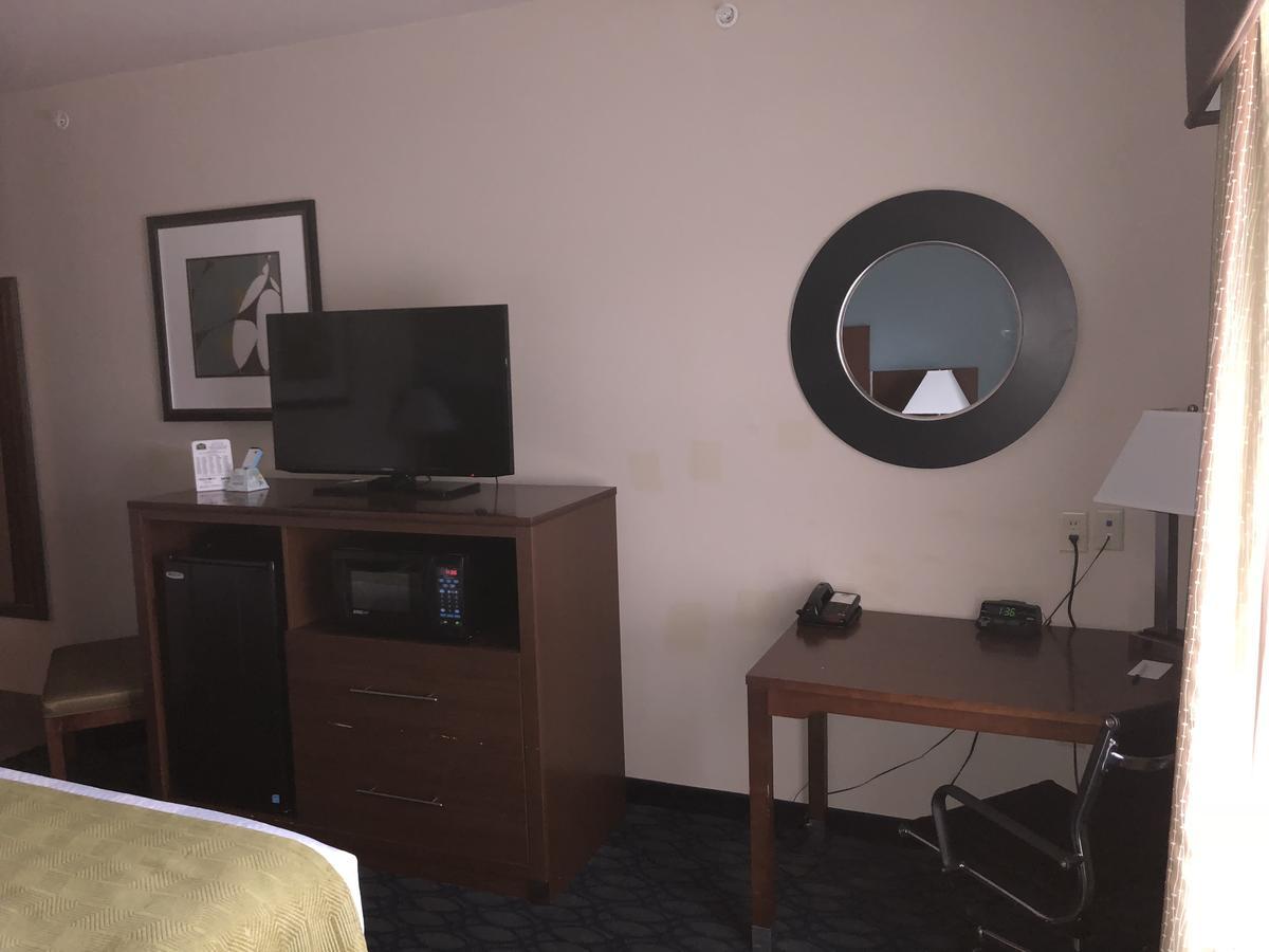 Countryview Inn & Suites Robinson Eksteriør bilde