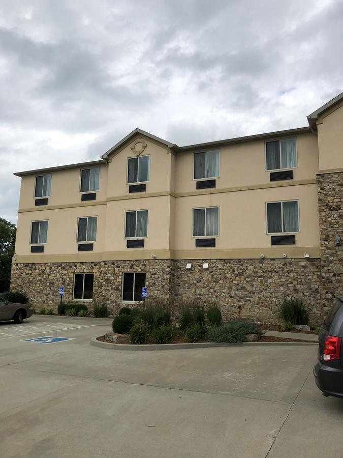 Countryview Inn & Suites Robinson Eksteriør bilde