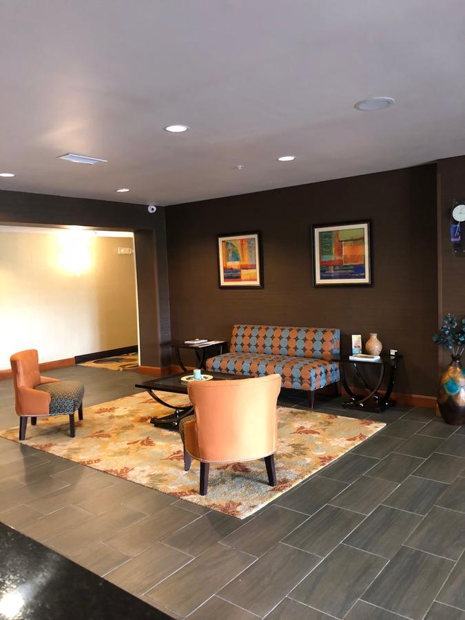 Countryview Inn & Suites Robinson Eksteriør bilde