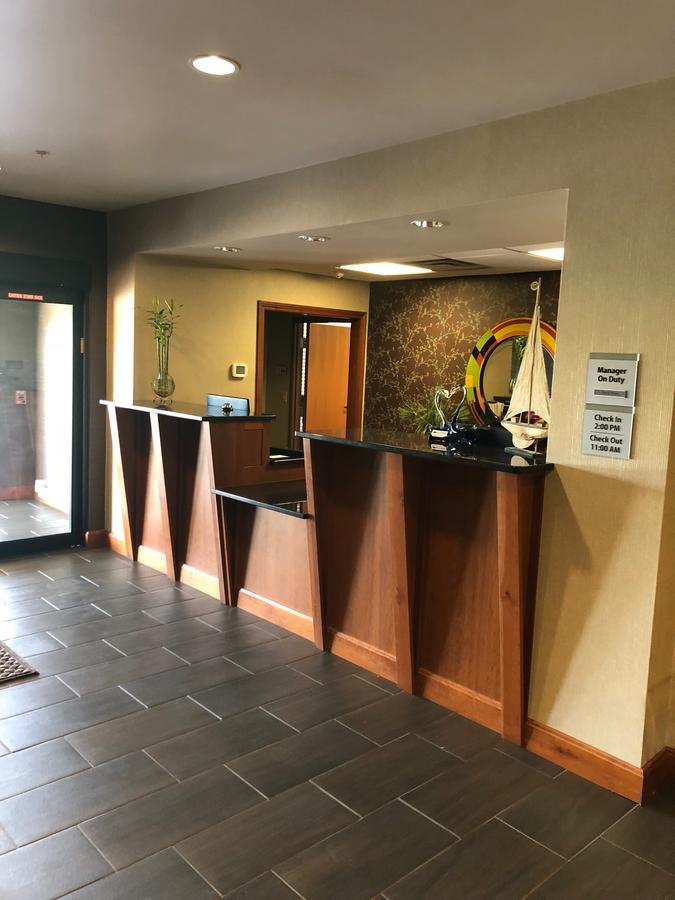 Countryview Inn & Suites Robinson Eksteriør bilde